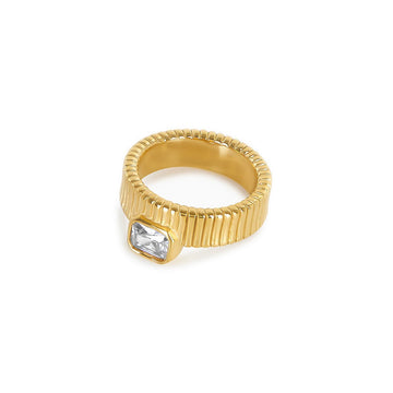 Anillo de cristal Capri bañado en oro de 18 quilates