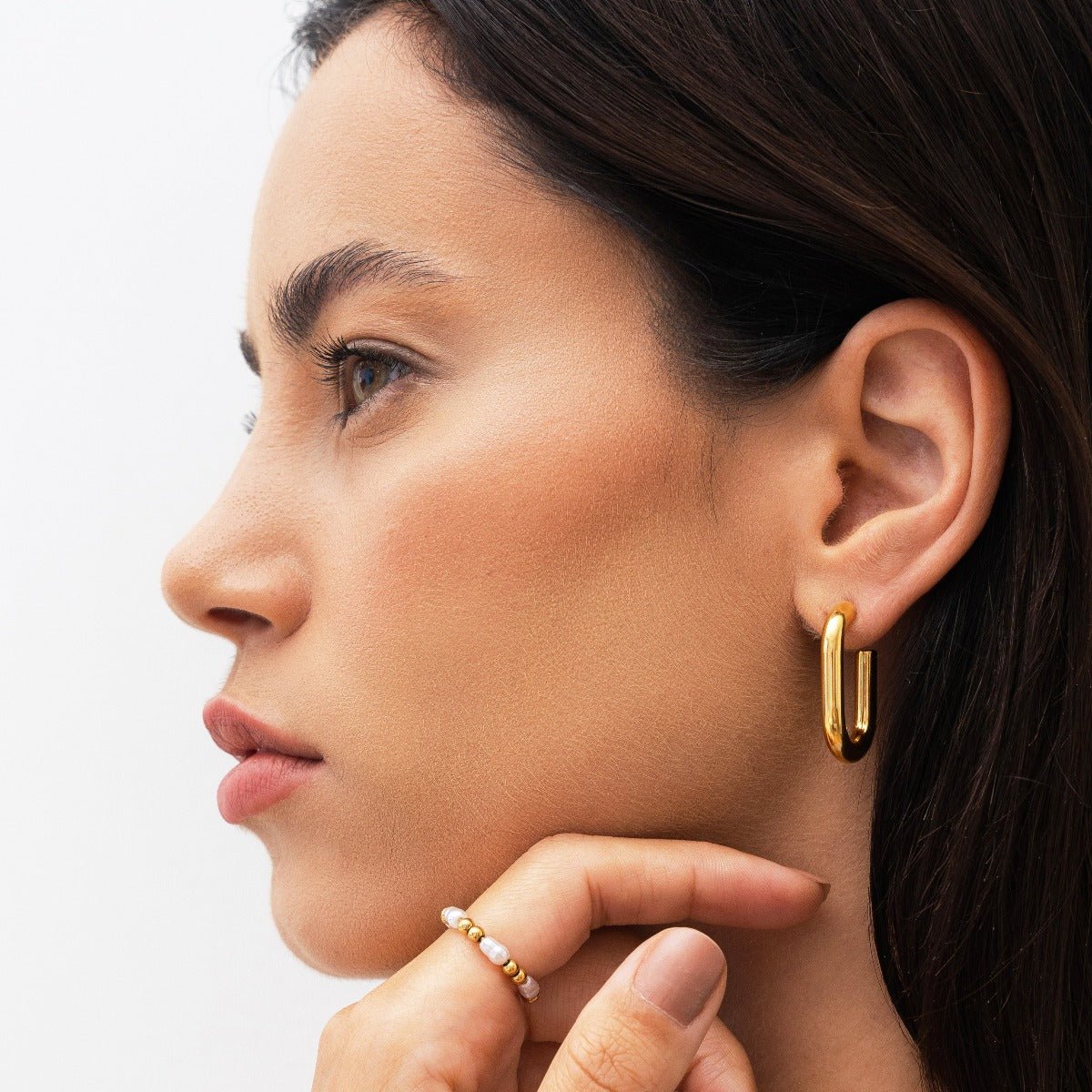 Anillo de vestir con perla, baño de oro de 18 k