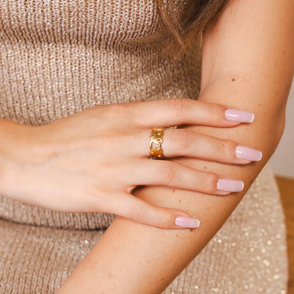 Anillo Corazón Eterno, Ajustable, Baño de Oro de 18 K