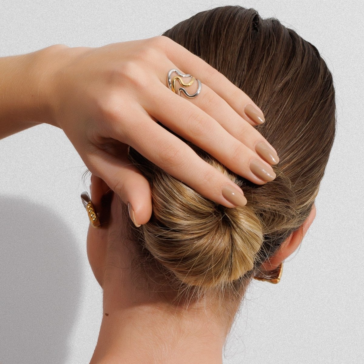 Anillo ajustable doble Harmony con baño combinado de oro y plata