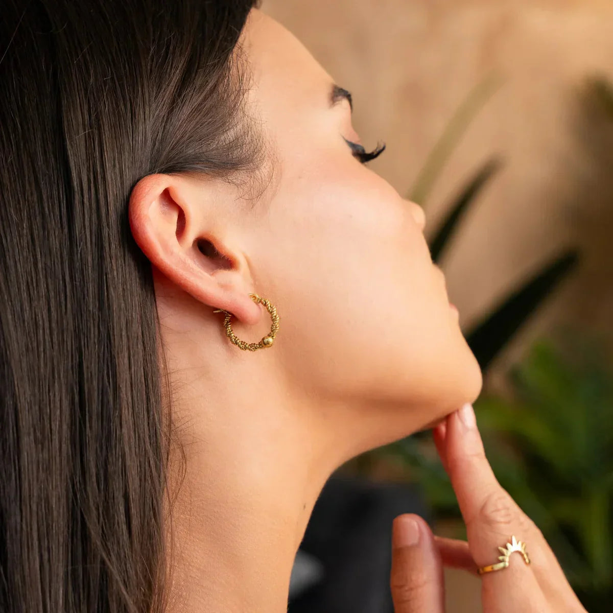 Pendientes de aro giratorios bañados en oro de 18 quilates