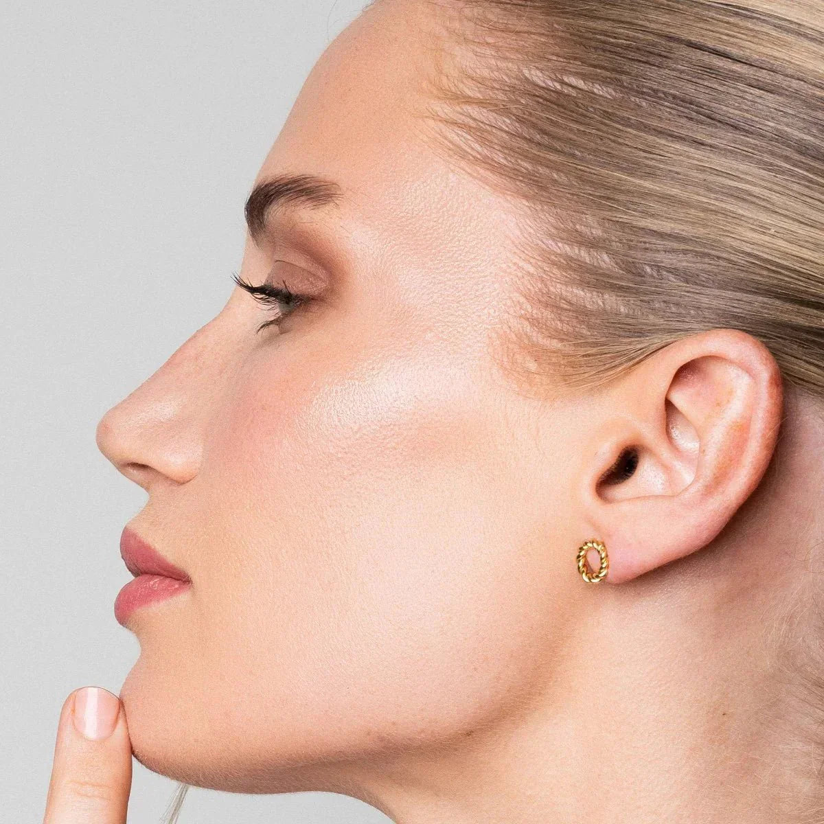 Pendientes Twist bañados en oro de 18k