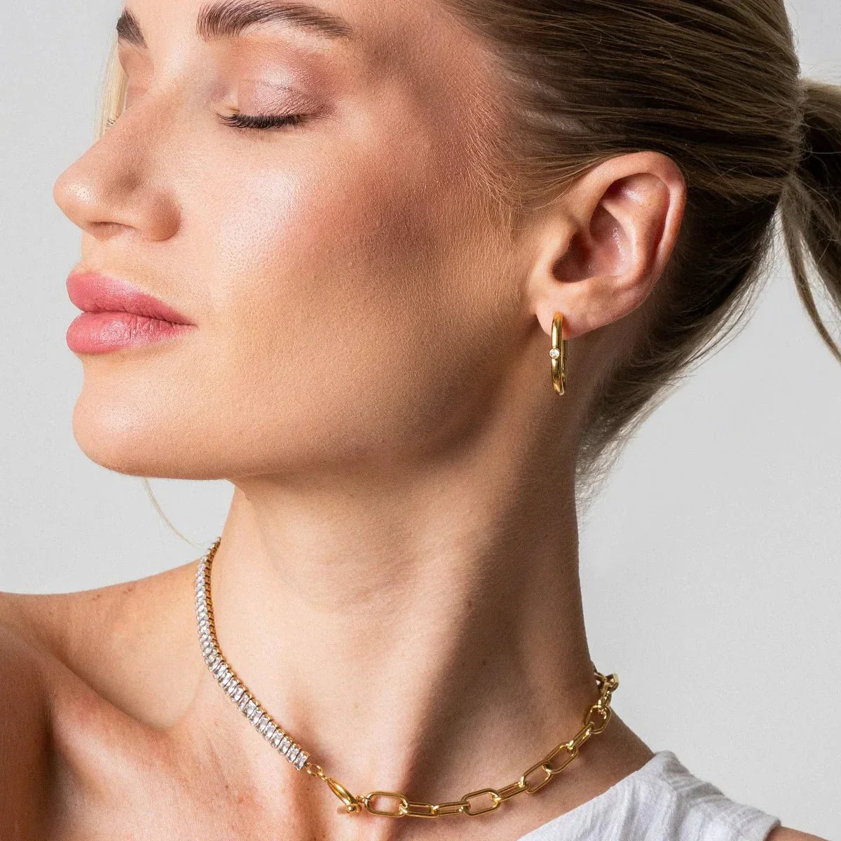 Gargantilla Riviera Baguette bañada en oro de 18 quilates